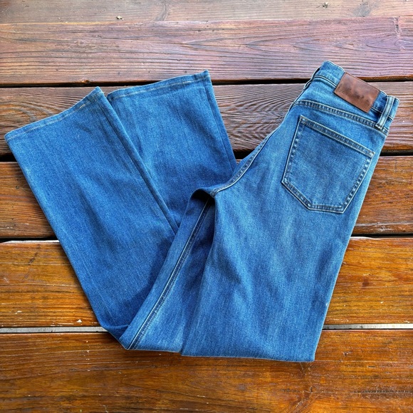 J. Crew Ashbury Flare Jeans 26 - Picture 7 of 16